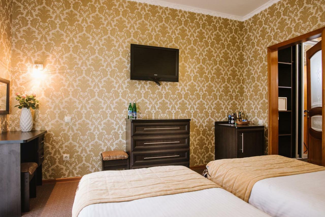Курортний Готель Золота Корона Trouskavets Extérieur photo